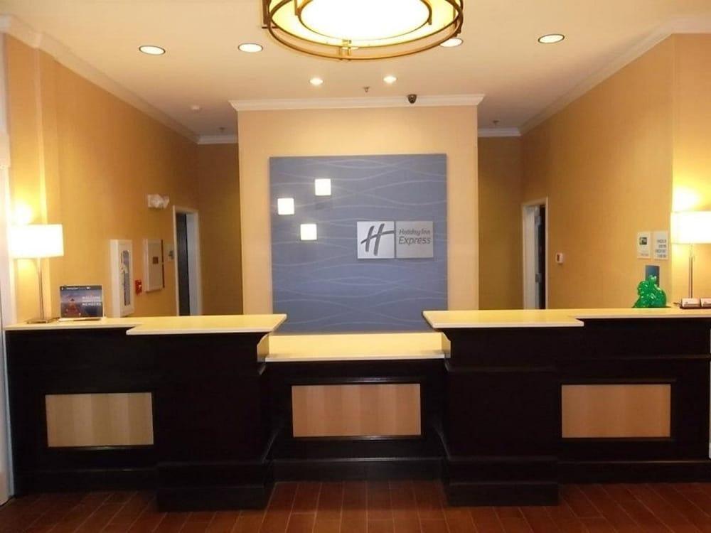 Holiday Inn Express & Suites - Smithfield/Selma By Ihg מראה חיצוני תמונה