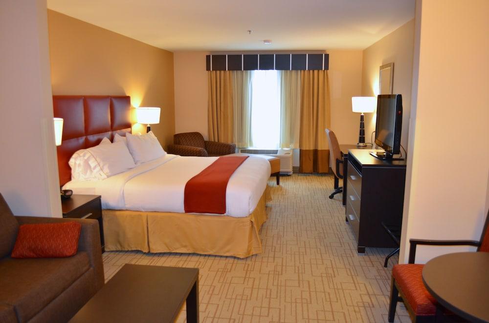 Holiday Inn Express & Suites - Smithfield/Selma By Ihg מראה חיצוני תמונה