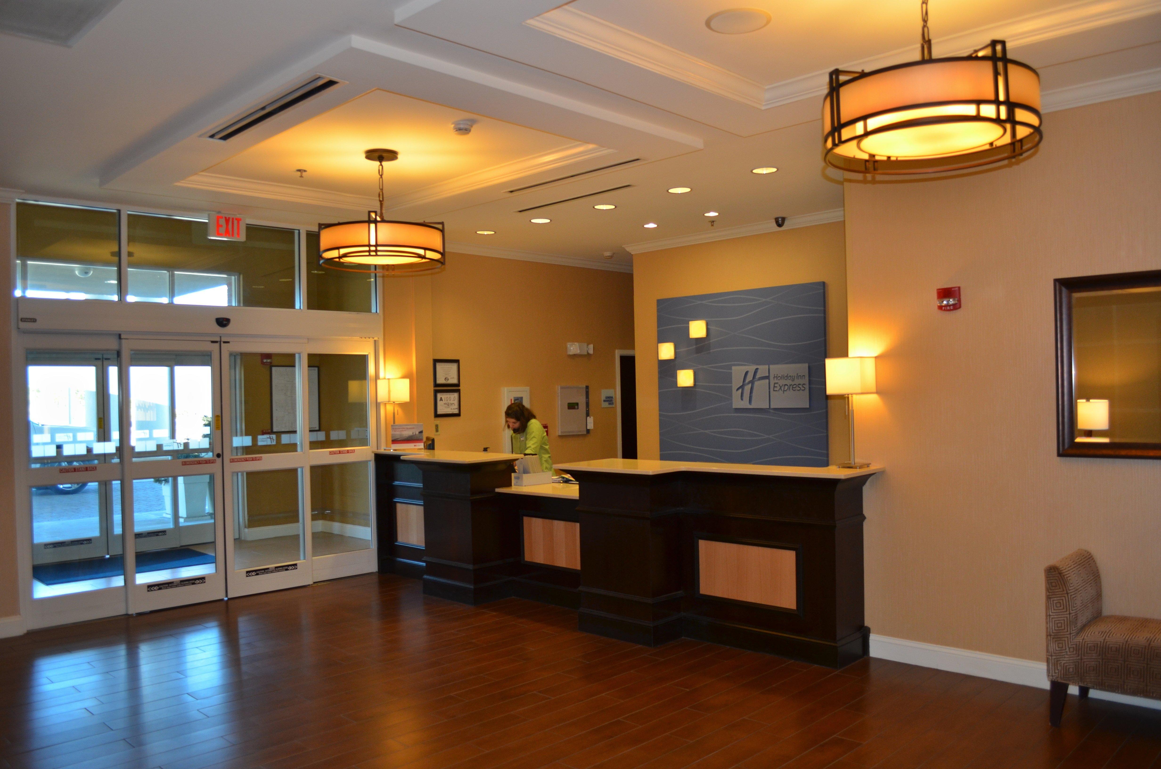 Holiday Inn Express & Suites - Smithfield/Selma By Ihg מראה חיצוני תמונה